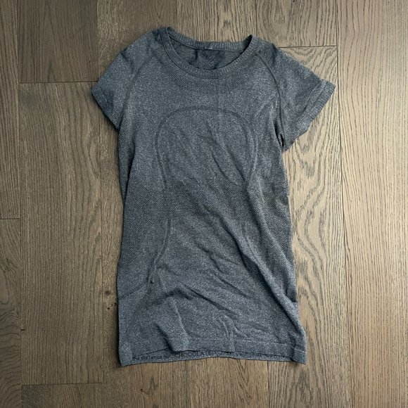lululemon athletica Tops - Lululemon Swifty tee